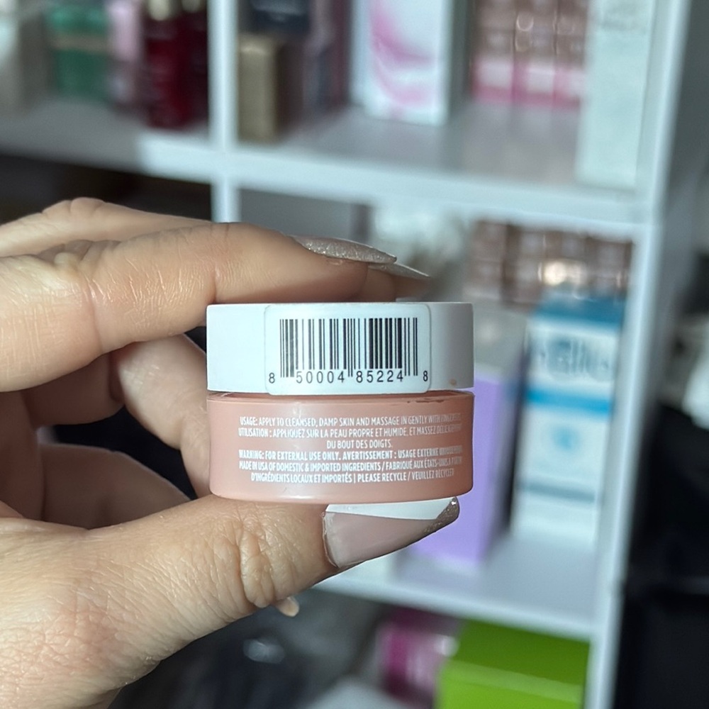 Summer Fridays Cloud Dew Oil-Free Gel Cream - Picture 4 of 5